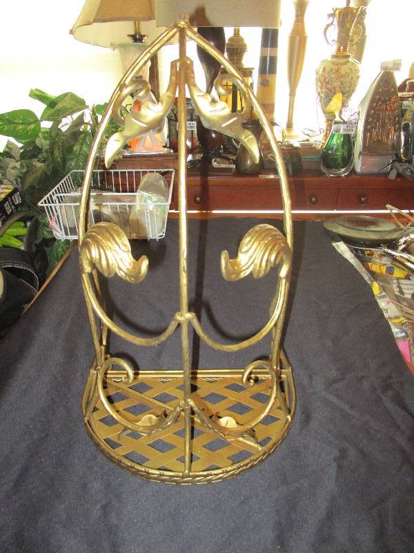 lot 9162 image: Brass Wall Dcor