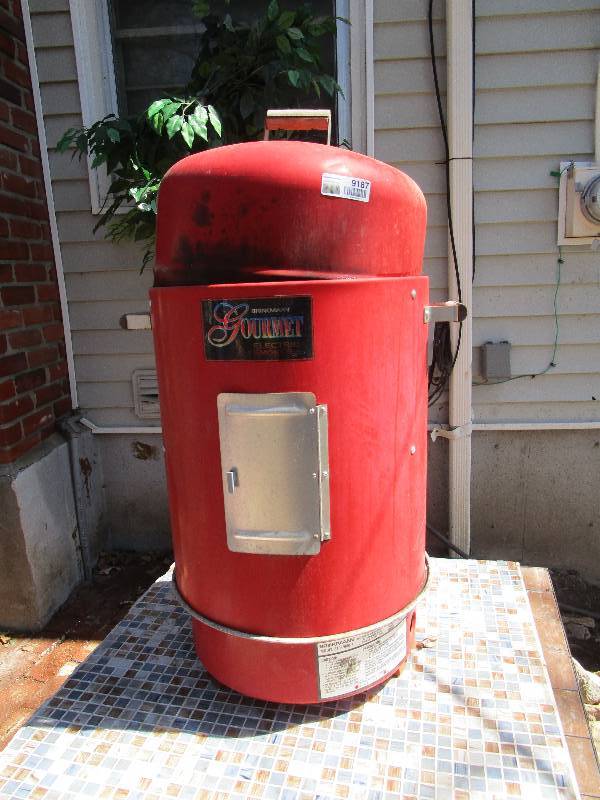 lot 9187 image: Brinkmann Smoker