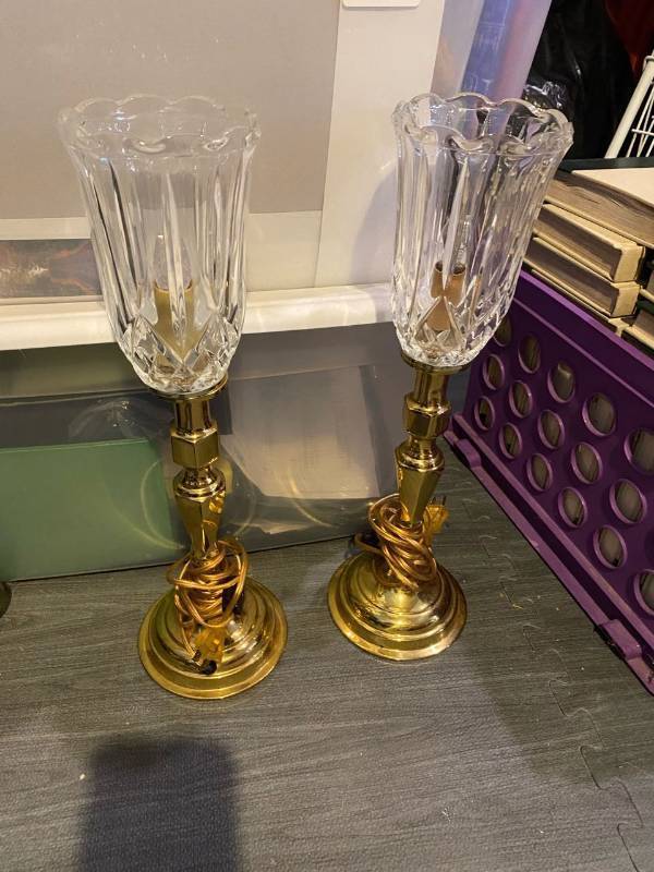 lot 336 image: Vintage candle holder lamps