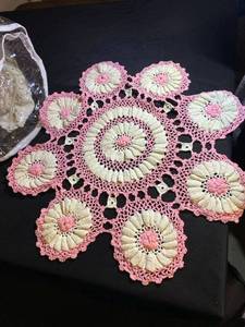 lot 2548 image: Bag of doily��s
