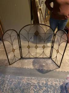 lot 2697 image: Glass fireplace screen- stunning
