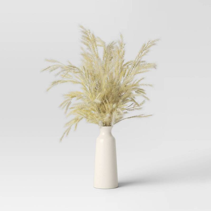 lot 4124 image: Large Fluffy Grass Potted Arrangement - Threshold