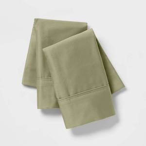 lot 4071 image: King Solid Performance 400 Thread Count Pillowcase Set Green - Threshold Cotton Sateen, Machine Washable, Set of 2