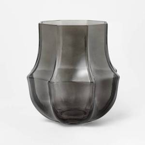 lot 4162 image: Geo Glass Decorative Vase Gray - Threshold designed with Studio McGee