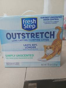 lot 4249 image: Fresh Step Outstretch Unscented Cat Litter - 16lb