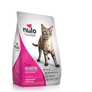 lot 4251 image: Nulo FS CAT & Kitten GF CHKN 4LB-OPEN BAG, SOME CONTENTS MAY BE MISSING