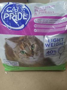 lot 4254 image: Cats Pride Fresh Scent Lightweight Multi-Cat Litter - 18lb-DAMAGED, SOME CONTENTS MAY BE MISSING