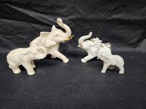 lot 340 image: Vintage Porcelain Elephant Figurine Collection