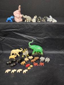 lot 345 image: Vintage Ceramic Elephant Figurine Collection