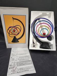 lot 214 image: Vintage Kinetic Art Desk Mobile - Atomic Orbital Model