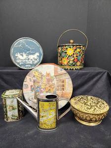 lot 216 image: Vintage Decorative Tin Collection