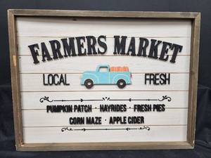 lot 258 image: Wooden Sign