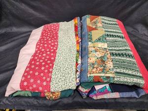 lot 260 image: Quilt Project Unfinished