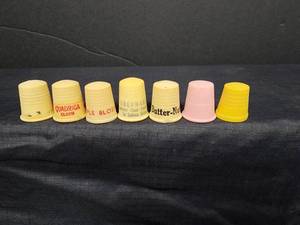 lot 276 image: Vintage Advertising Sewing Thimble Collection