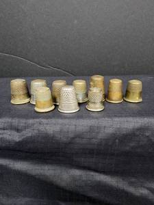 lot 279 image: Vintage Brass and Silver Sewing Thimbles Collection