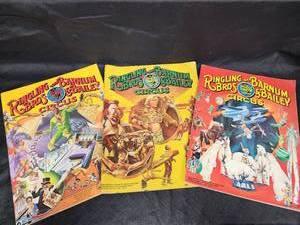 lot 316 image: Vintage Ringling Bros. and Barnum & Bailey Circus Programs 1980-1981