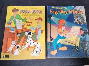 lot 324 image: Vintage Walter Lantz & Disney DrawingColoring Book Collection