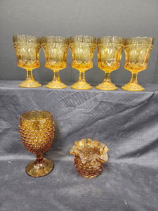 lot 119 image: Vintage Libbey Wild Bird Amber Glasses and More