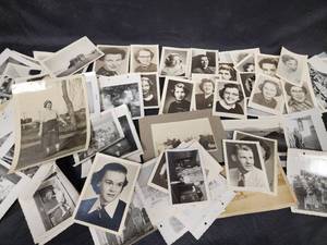 lot 124 image: 1950s Vintage Black & White Photo Collection
