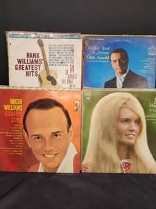 lot 170 image: Vintage Record Albums