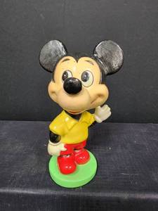 lot 177 image: Vintage 1960s Mickey Mouse Bobblehead - Made in Japan with some repairs