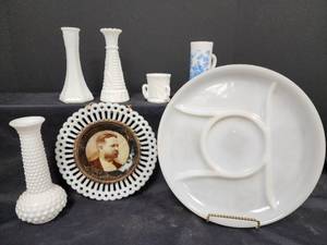 lot 179 image: Vintage Milk Glass Collection with Photo Frame