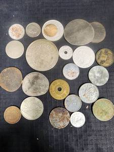 lot 195 image: Assorted Tokens and Coins