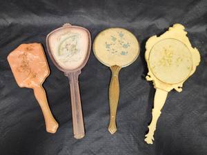 lot 198 image: Set of 4 Vintage Hand Mirrors