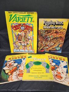 lot 207 image: 60s, 70s and 1981 Circus Programs