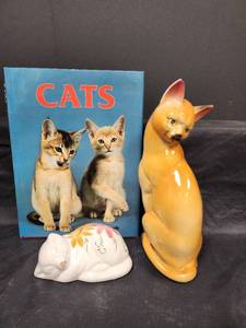 lot 450 image: 11 Tall Ceramic Orange with Black Tips Made in Japan