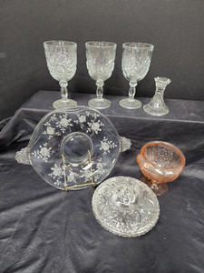 lot 456 image: Vintage Depression Glass Collection with Etched Floral Patterns