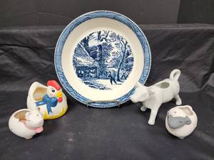 lot 459 image: Farm Style Dish, Creamer and Candle Holders