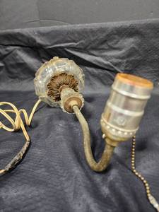 lot 480 image: Wall Mounted Light Sconce