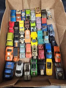 lot 524 image: Collection of Toy Cars