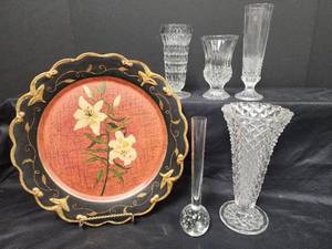 lot 619 image: Vintage Decorative Plate and Crystal Glass Collection