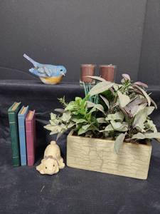 lot 625 image: Home Decor