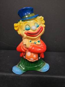 lot 45 image: Vintage 70s Hard Plastic Clown Bank with Blue Top Hat