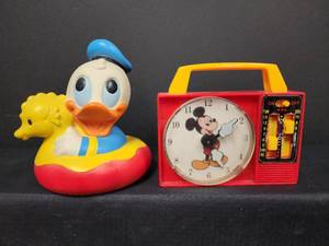 lot 49 image: Vintage Disney Donald Duck Bath Toy and Mickey Mouse Clock Radio