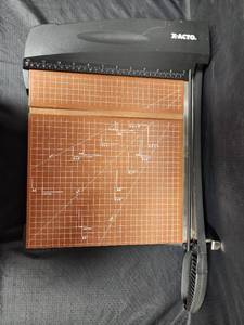 lot 670 image: X-ACTO Paper Trimmer with Grid Cutting Board