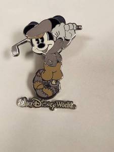lot 77 image: Walt Disney World Mickey Mouse Golf Trading Pin 2002