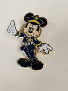 lot 79 image: Disney Mickey Mouse Police Officer Enamel Pin