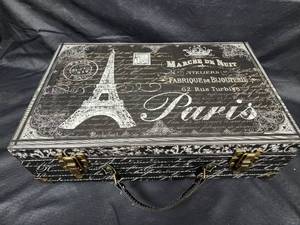 lot 88 image: Vintage Paris Eiffel Tower Decorative Storage Case with Brass Hardware