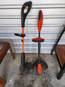 lot 680 image: Remington Electric Trimmer and Black & Decker GrassHog String Trimmer