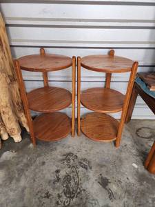 lot 685 image: 33 Tall Vintage Oak 3-Tier Round Display Stands - Set of 2