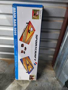 lot 690 image: NIB Sportcraft Bean Bag Toss Outdoor Game Set