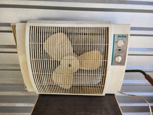 lot 716 image: Untested Air King Window Fan with Thermostat Control