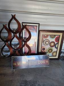 lot 826 image: Home Decor Collection - Wall Art and Candle Holder Set