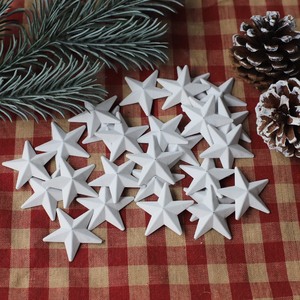 lot 7627414 image: MGSYPHOME White Mini Metal Barn Star Home Decorative Accents,Metal Stars for Crafts, Handmade Accessory,1.25-Inch, Set of 27. (White)��
