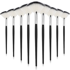 lot 7627542 image: 9 Pieces Facial Brushes Fan Mask Brushes, Soft Facial Applicator Brushes Tools for Peel Glycolic Mask Makeup for Mud Cream (Black and Silver)
