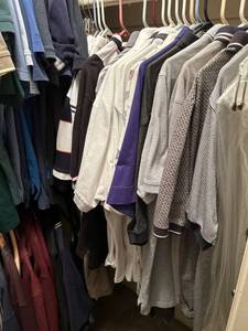 lot 7518 image: Entire Closet Lot